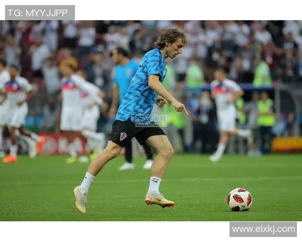 八号足球星球精彩瞬间大赏 精选高清图片展示球星风采与激情时刻