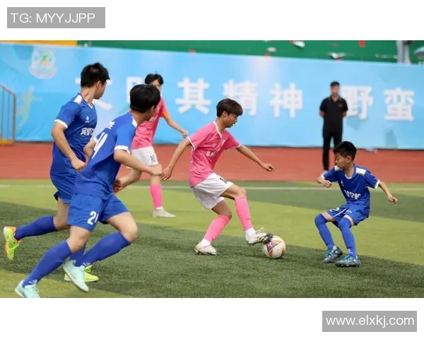 岳西校园足球球星点亮青春绿茵梦想助力青少年全面发展